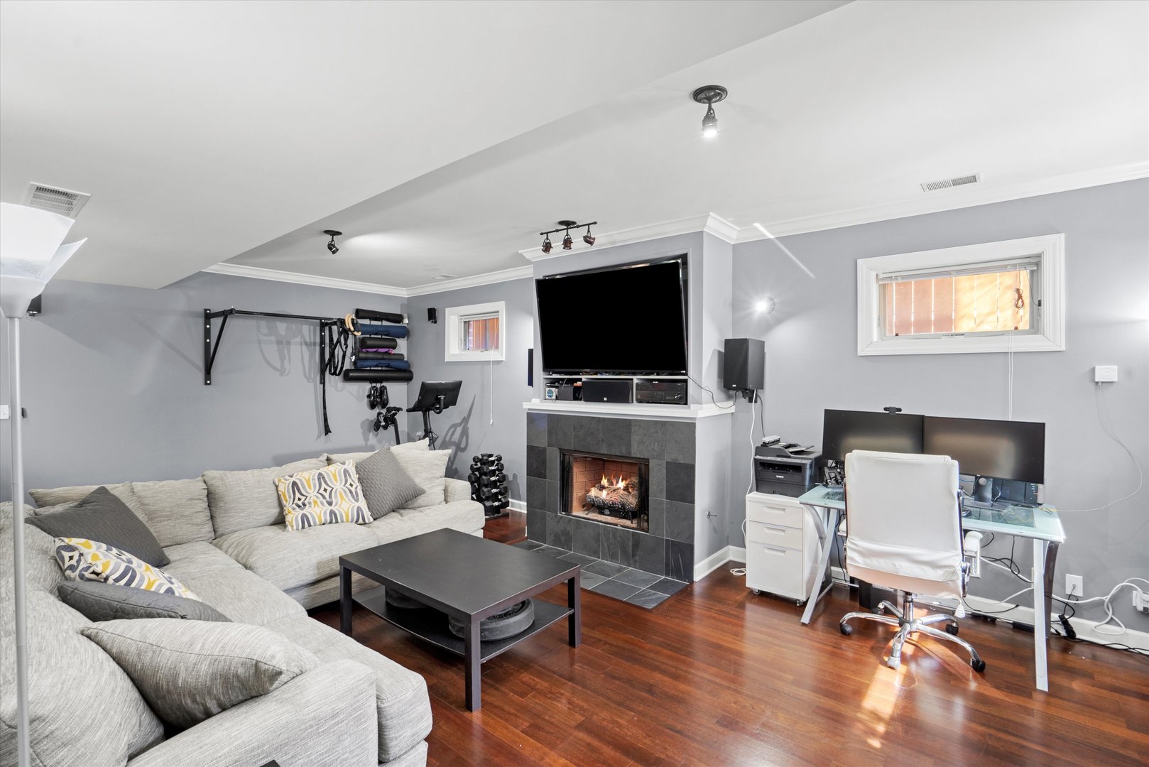 1332 N WOLCOTT Avenue Unit: 1