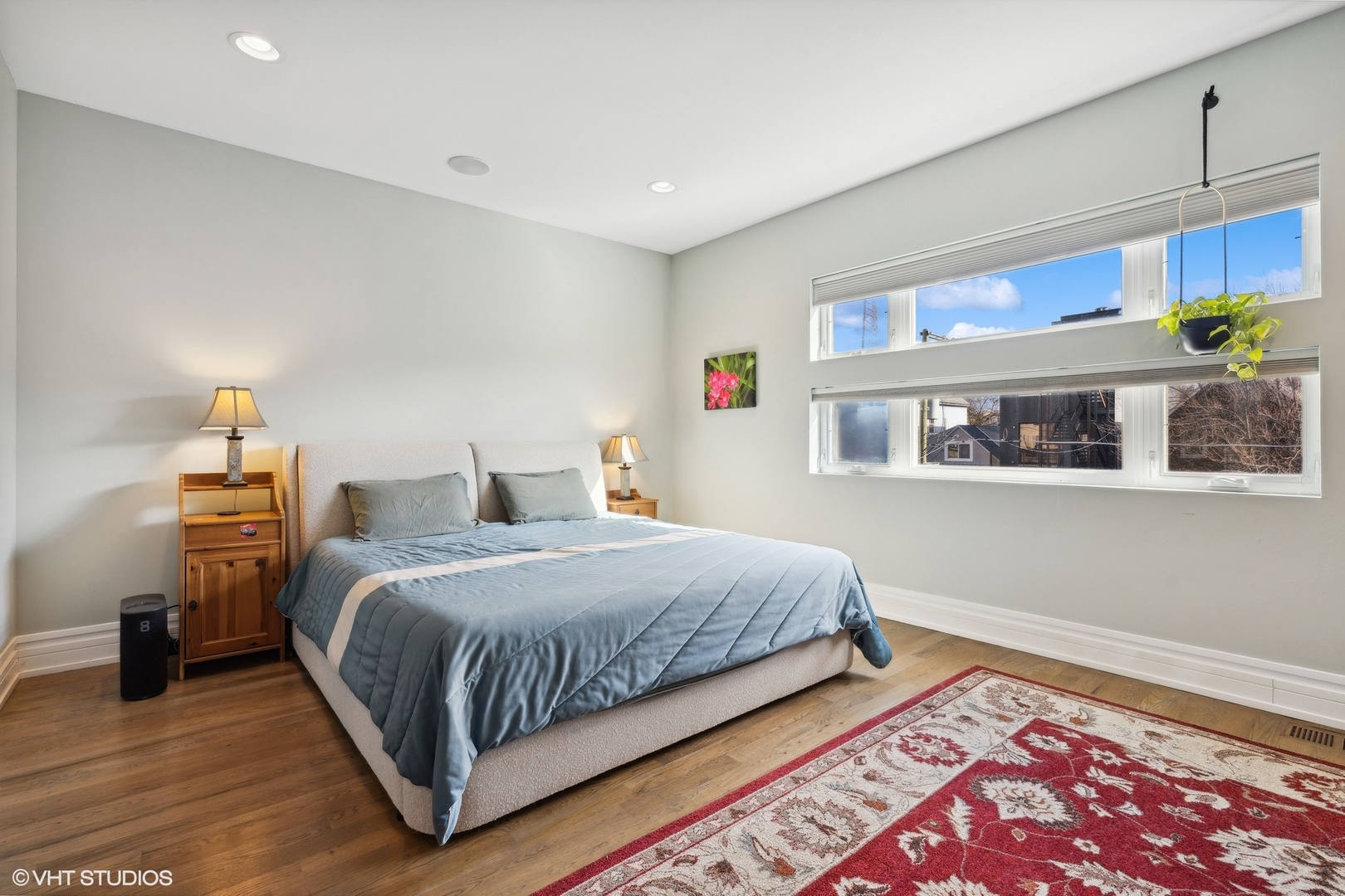 2857 W Belden Avenue