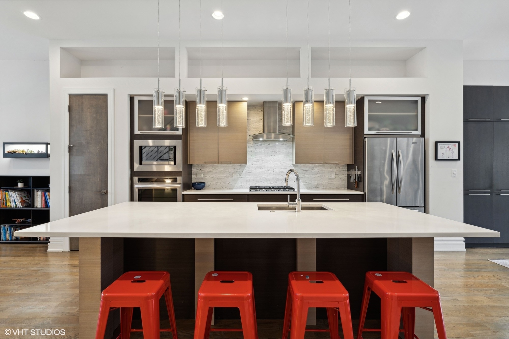 2857 W Belden Avenue