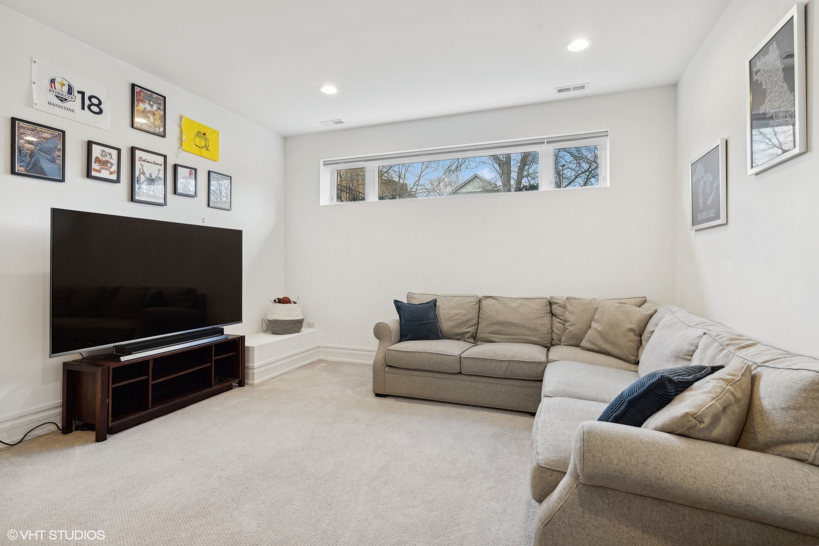 2857 W Belden Avenue