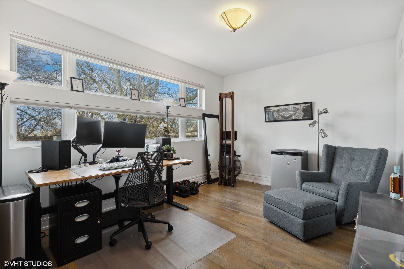 2857 W Belden Avenue