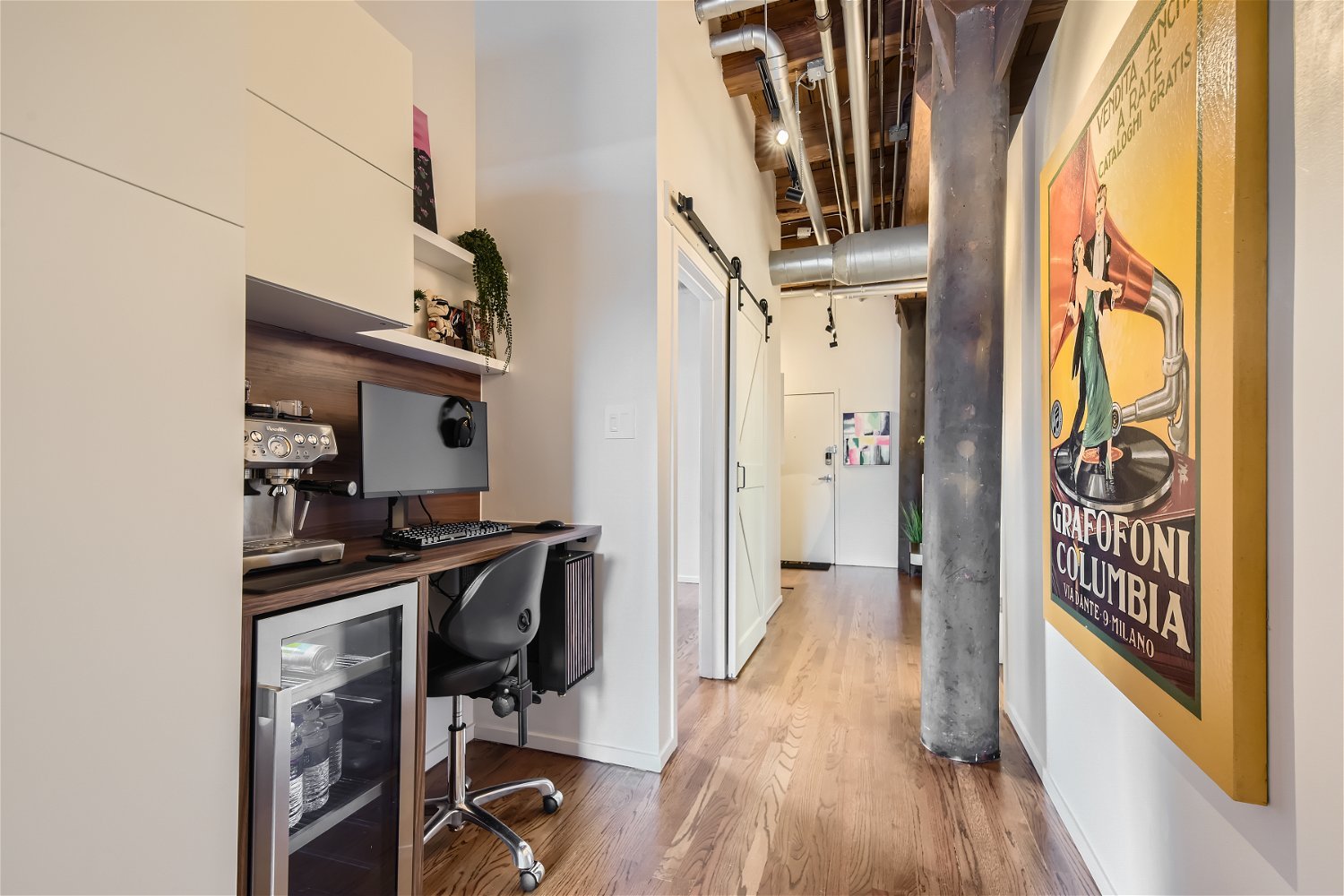 1133 S Wabash Avenue Unit: 207