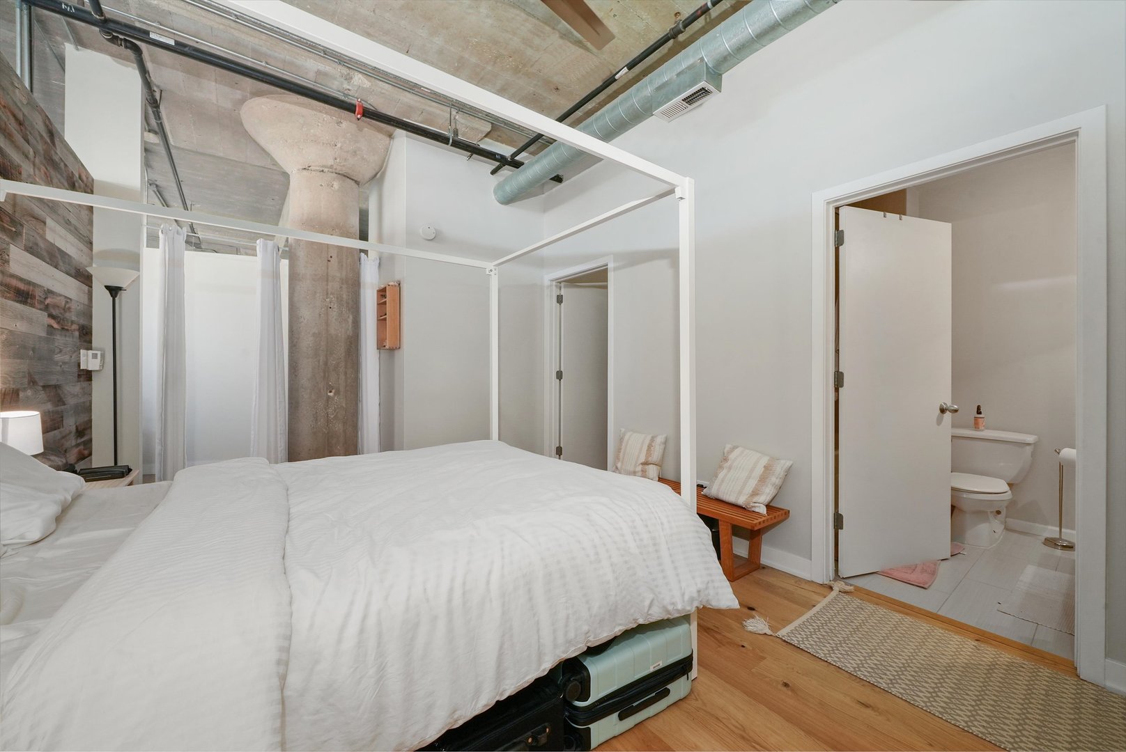 1516 S Wabash Avenue Unit: 401