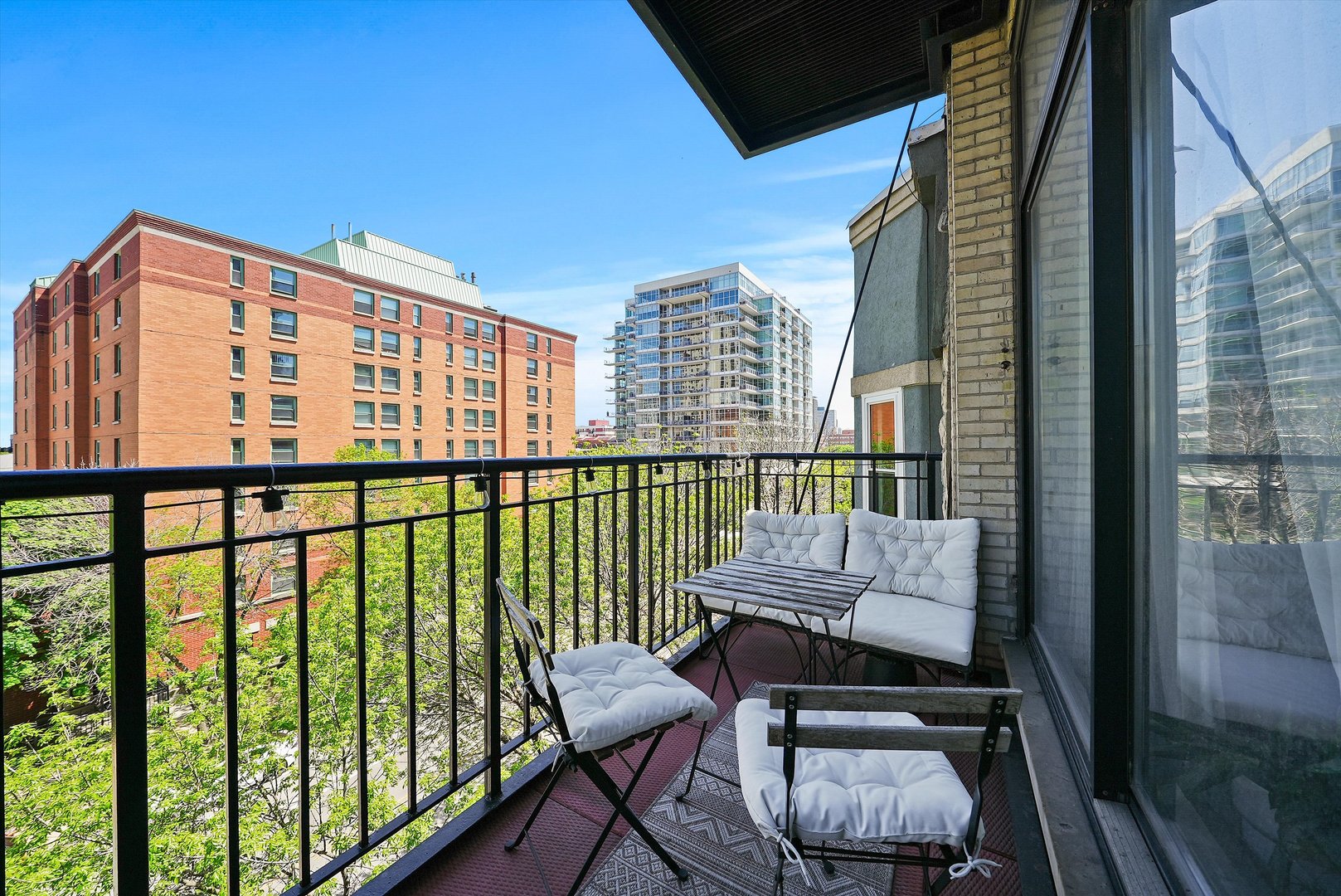 1516 S Wabash Avenue Unit: 401