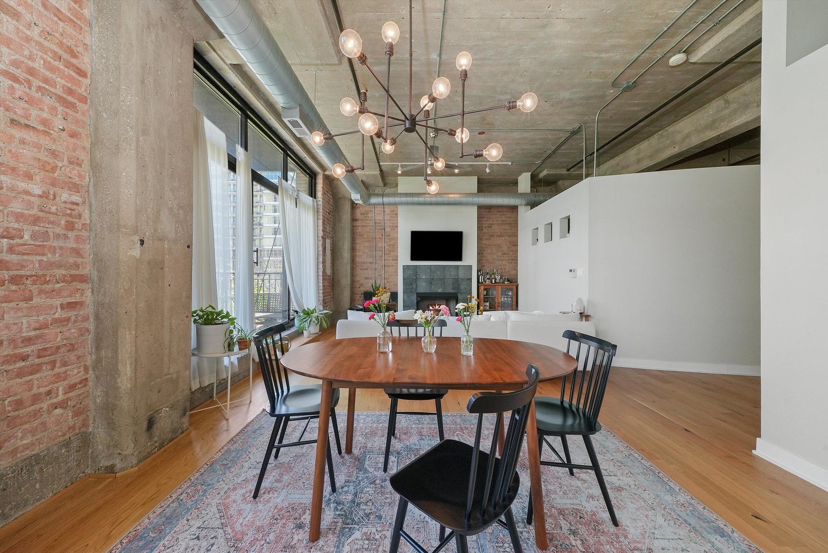 1516 S Wabash Avenue Unit: 401