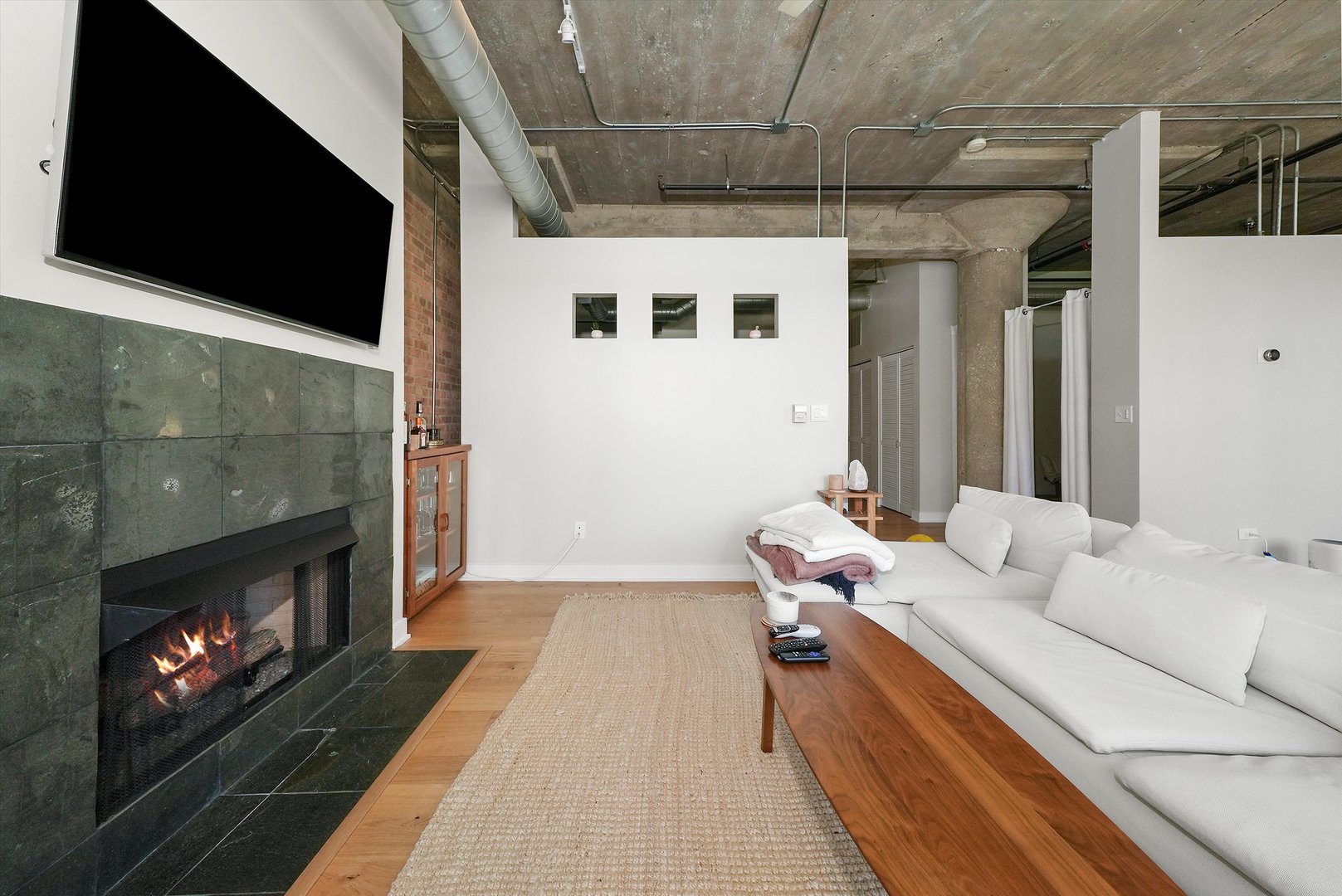 1516 S Wabash Avenue Unit: 401