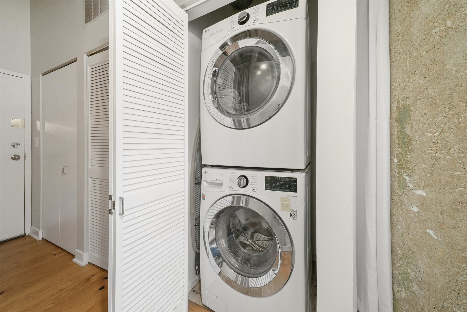 1516 S Wabash Avenue Unit: 401