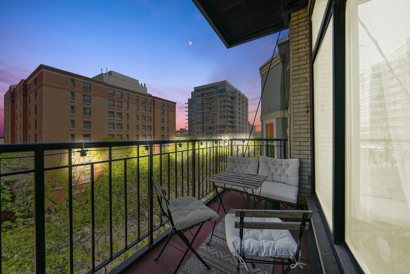 1516 S Wabash Avenue Unit: 401