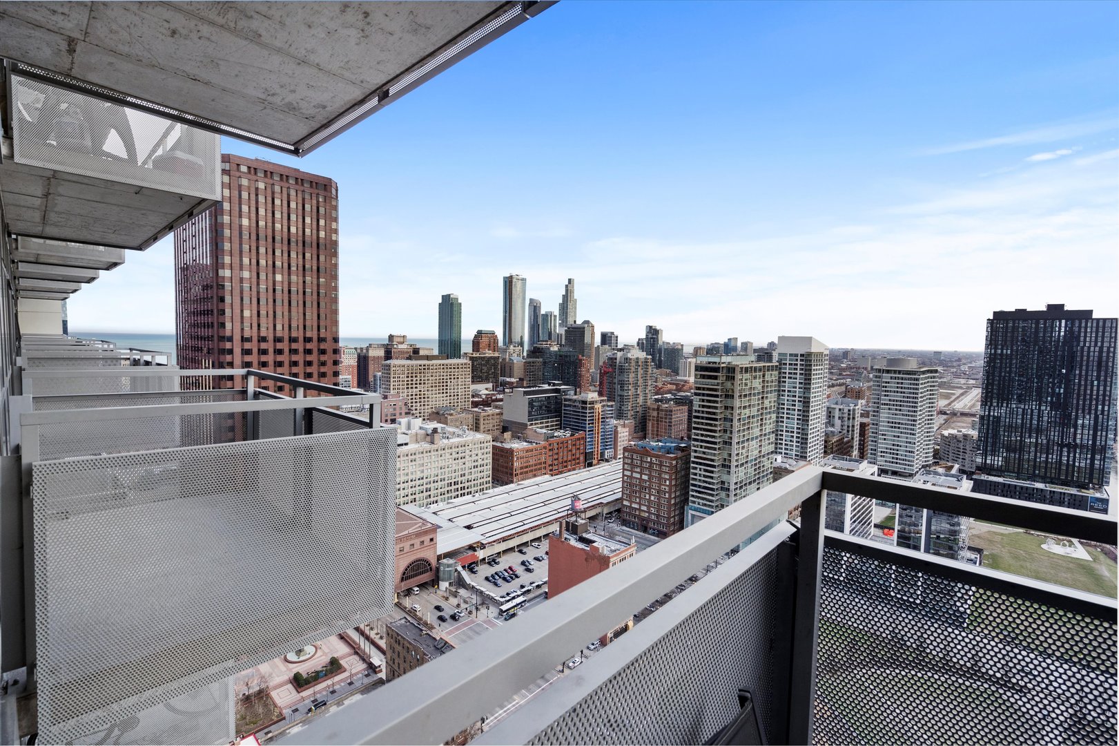 235 W VAN BUREN Street Unit: 3509