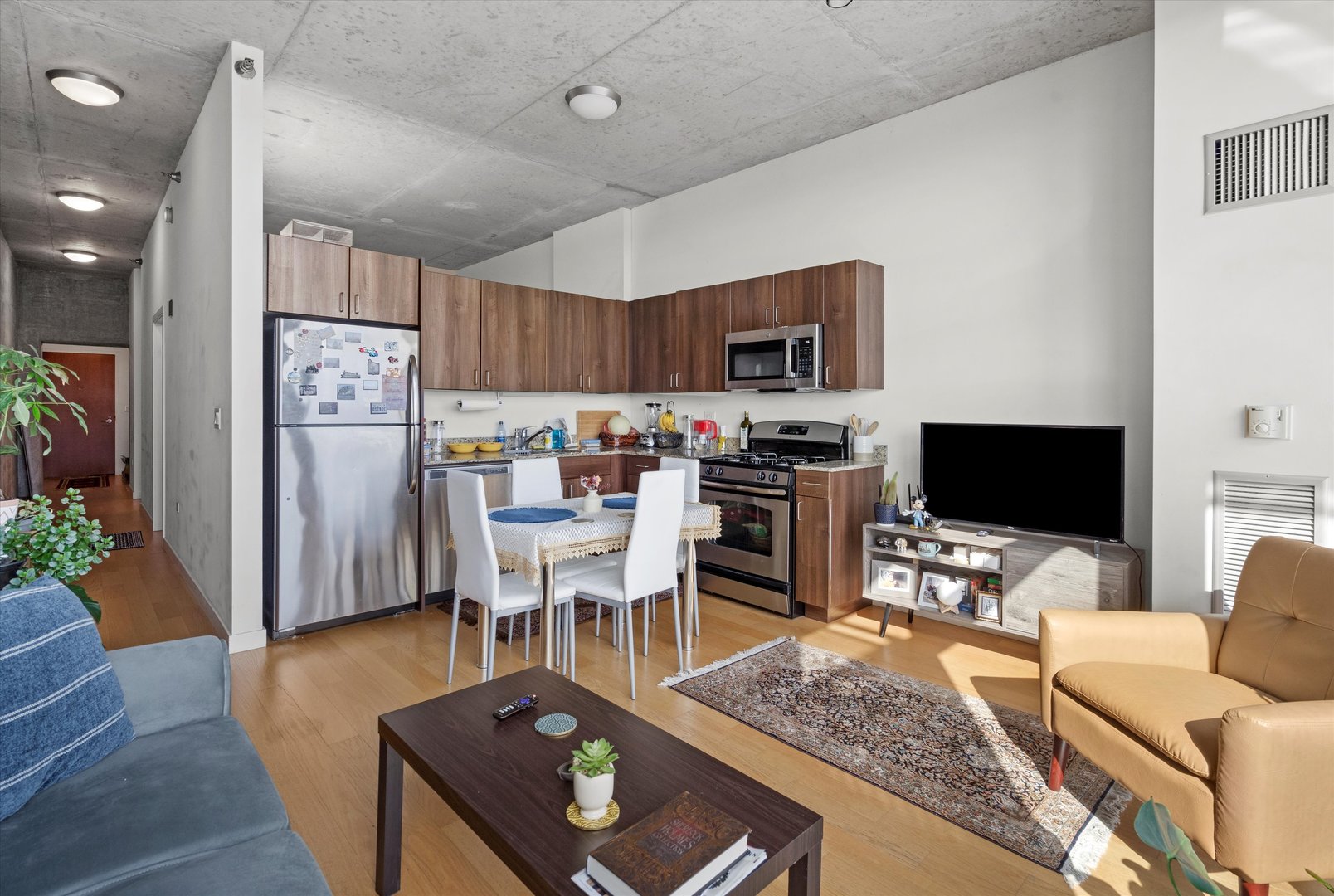 235 W VAN BUREN Street Unit: 3509