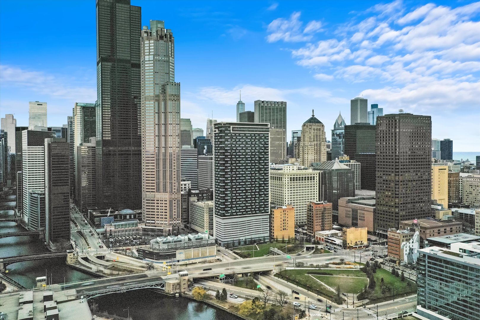 235 W VAN BUREN Street Unit: 3509