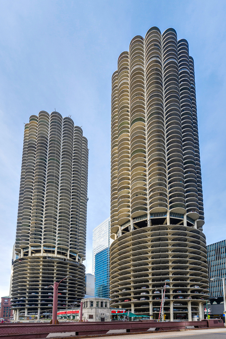 300 N State Street Unit: 3935