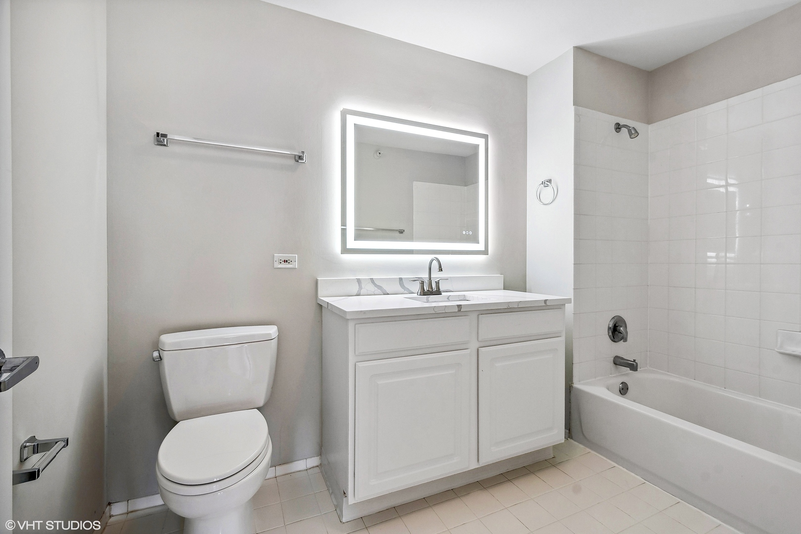 545 N Dearborn Street Unit: 2607