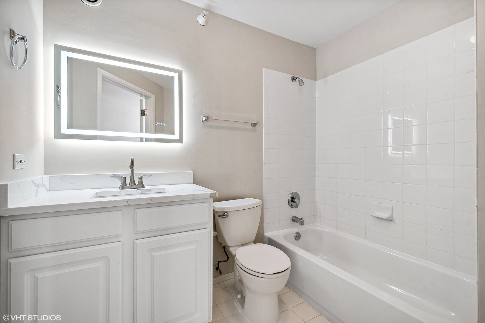 545 N Dearborn Street Unit: 2607