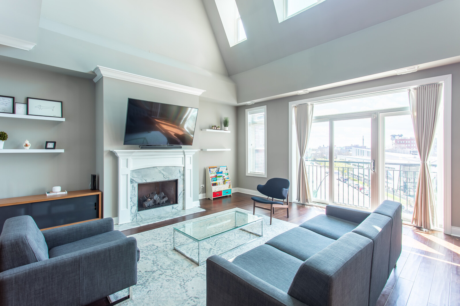 1845 S State Street Unit: 4