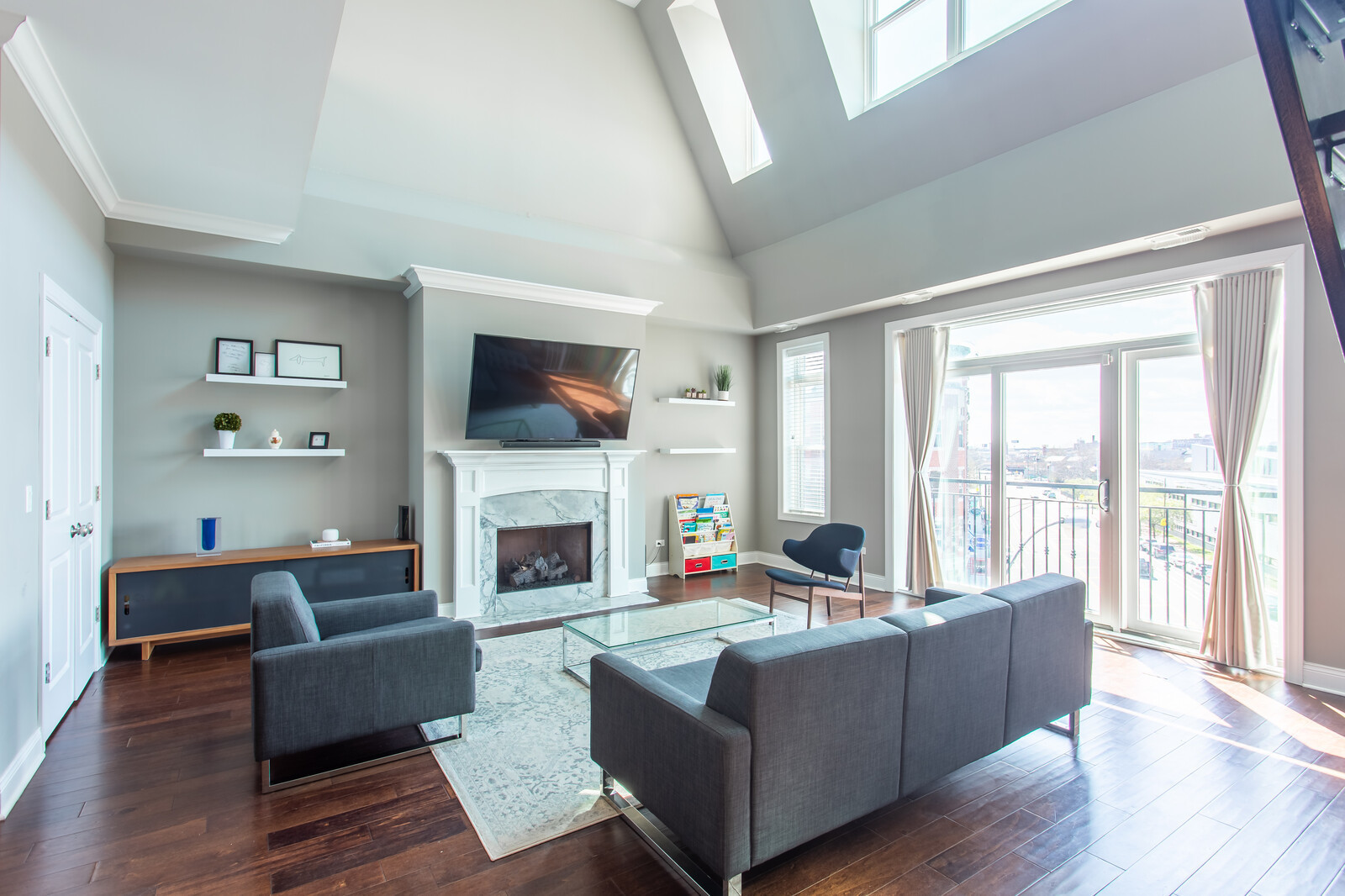 1845 S State Street Unit: 4