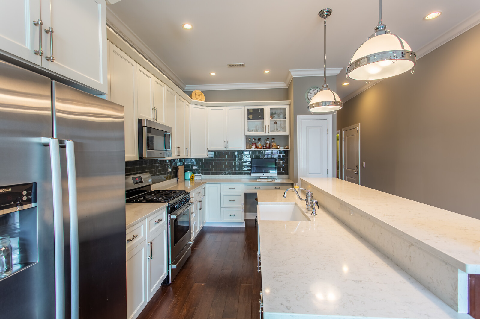 1845 S State Street Unit: 4