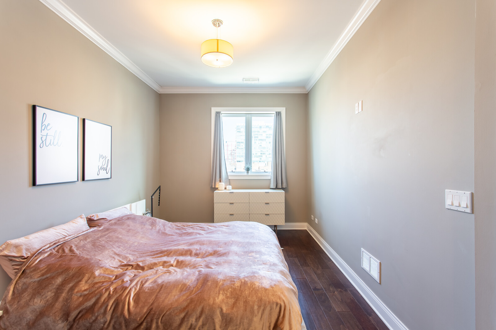 1845 S State Street Unit: 4