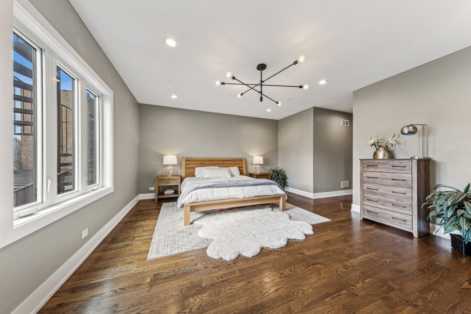 1732 N Humboldt Boulevard