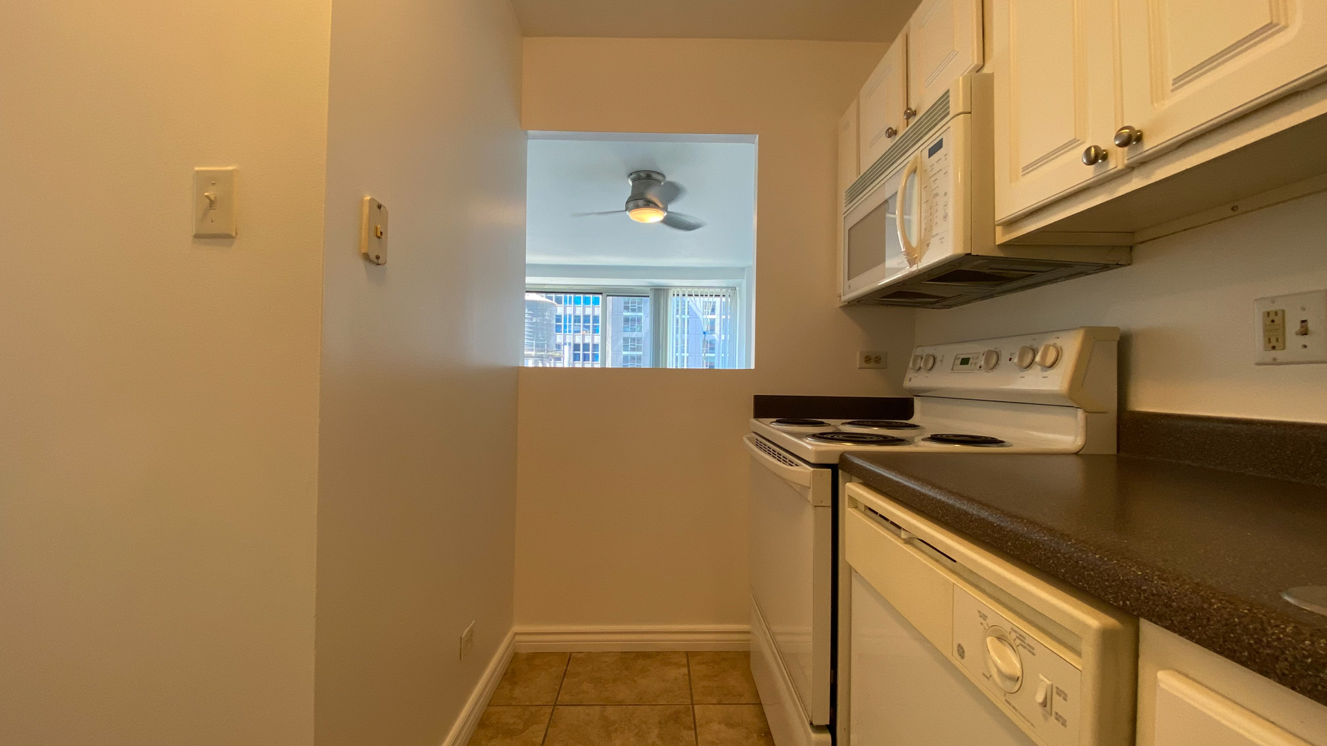 211 E OHIO Street Unit: 1223