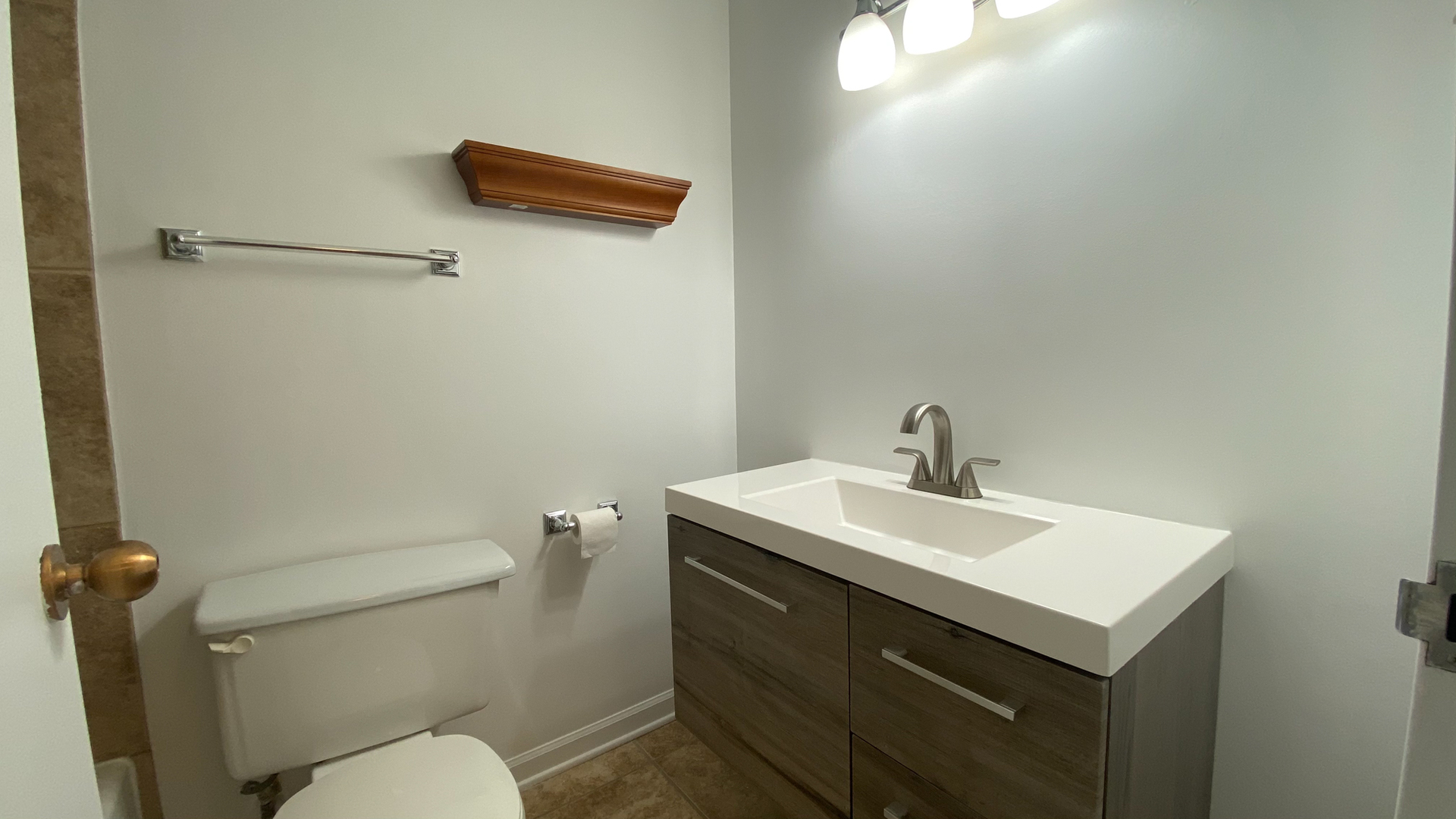 211 E OHIO Street Unit: 1223