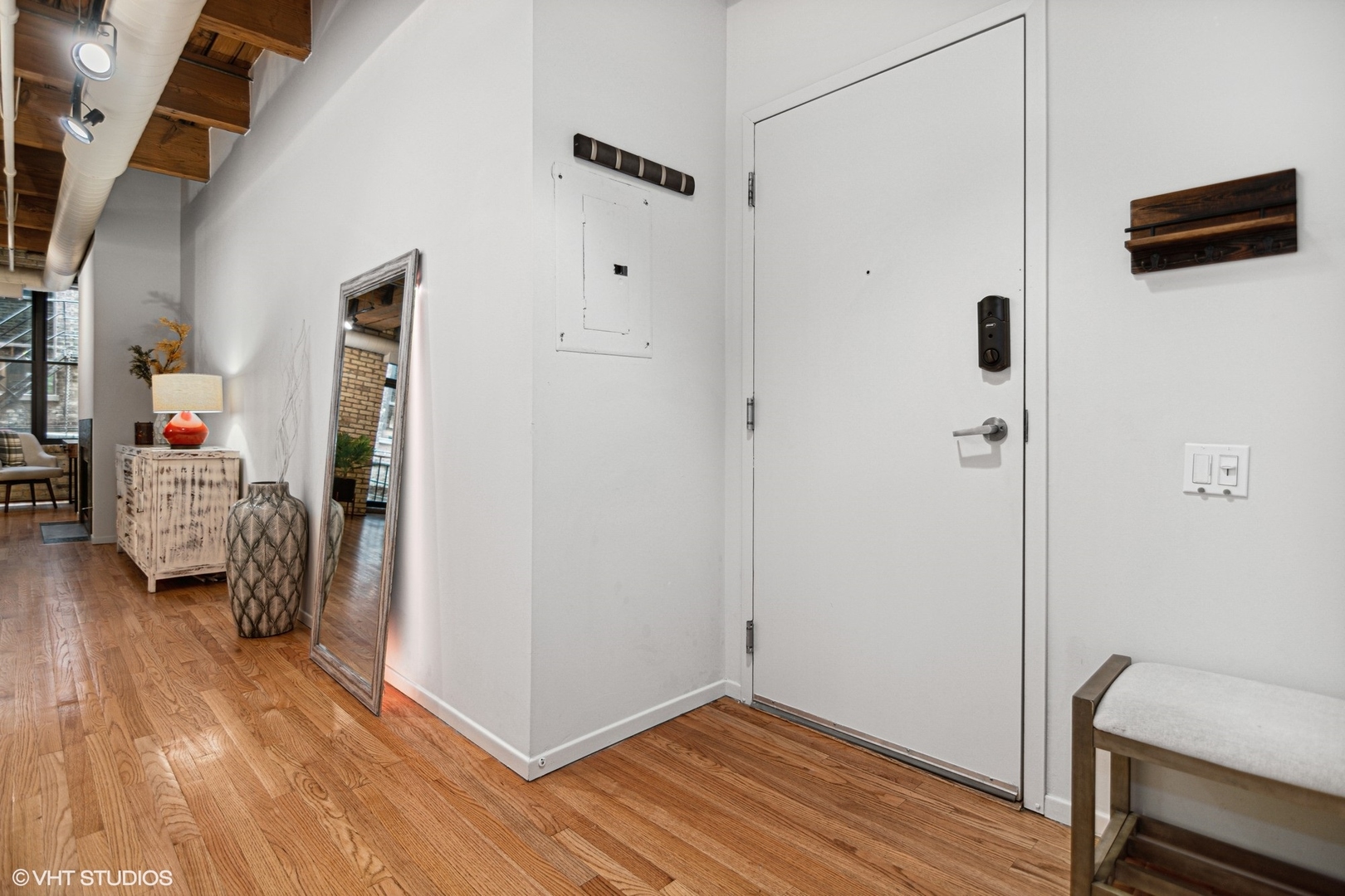375 W Erie Street Unit: 214