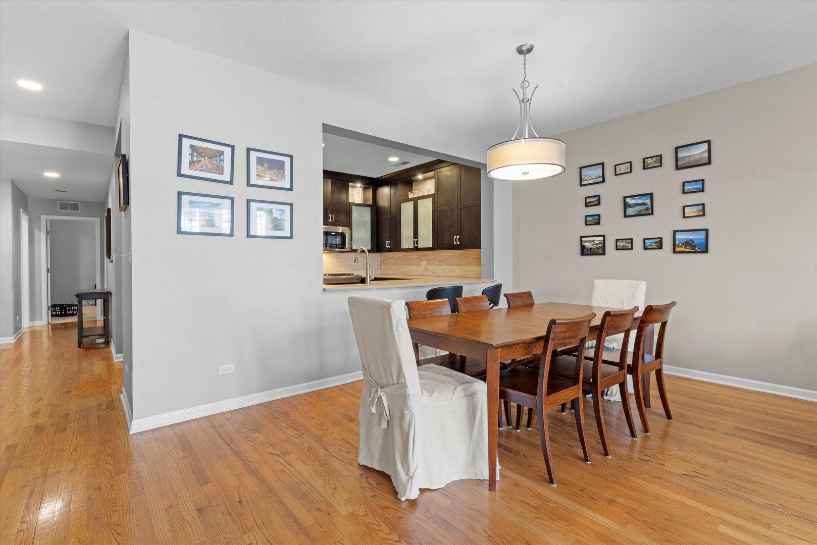 436 W Belmont Avenue Unit: 203