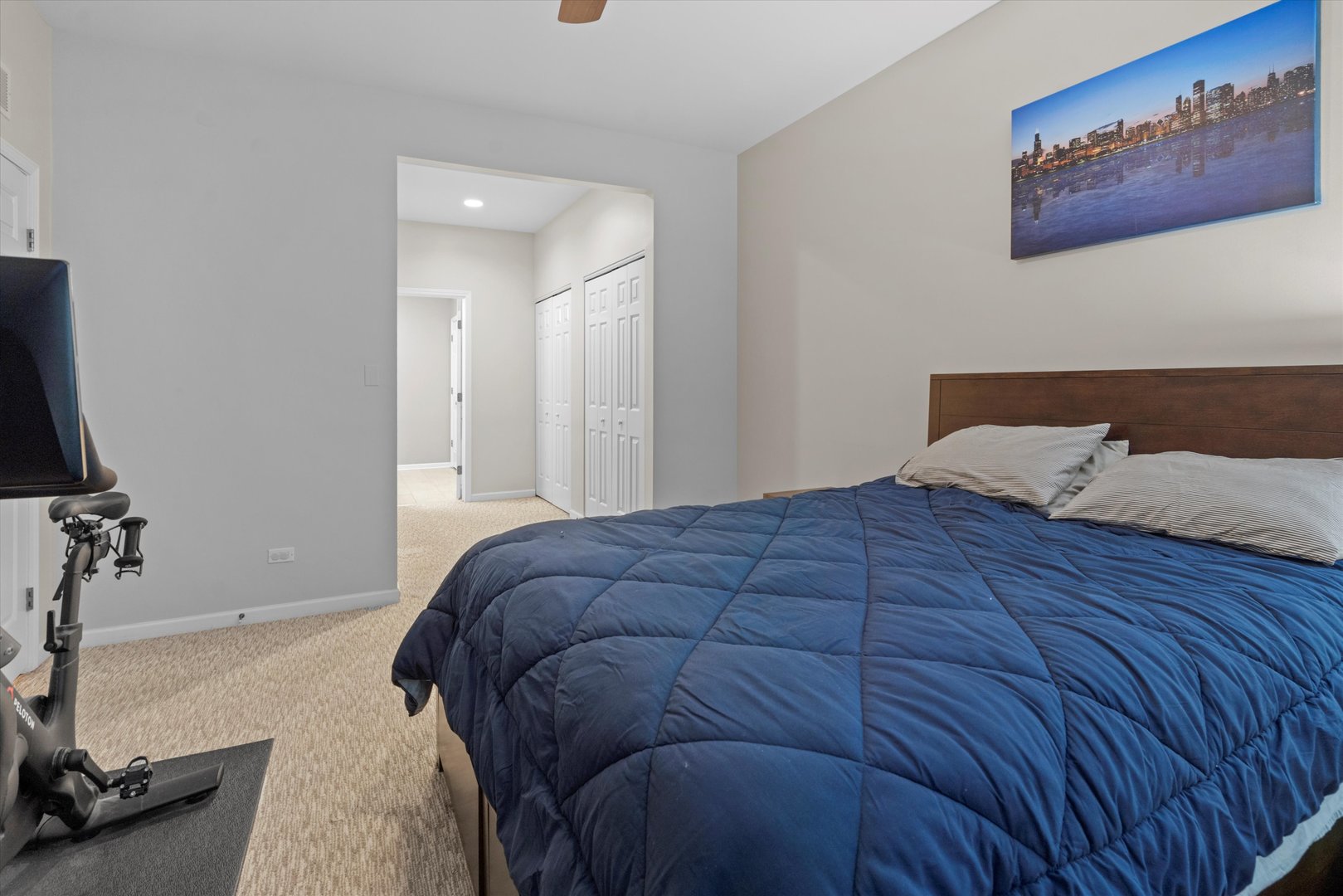 436 W Belmont Avenue Unit: 203