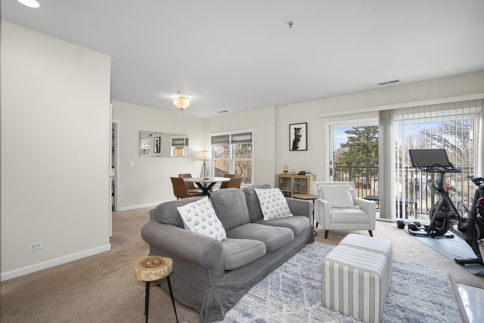 9440 S 51st Avenue Unit: 211