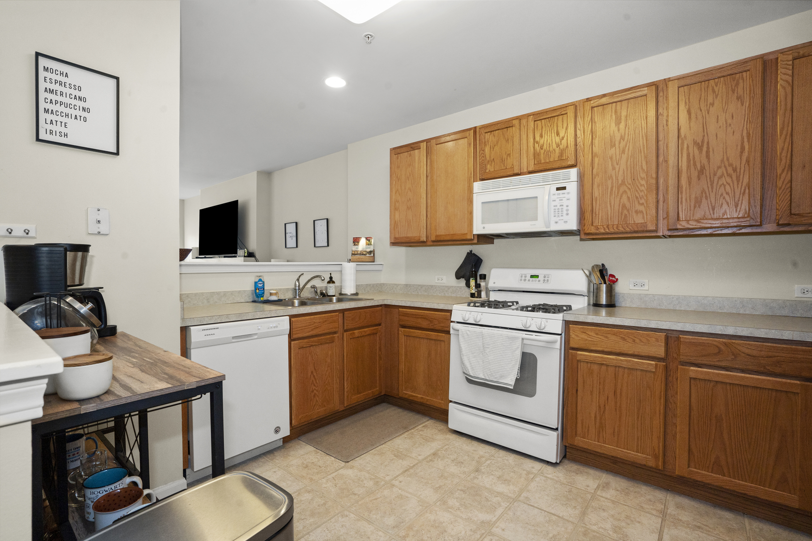 9440 S 51st Avenue Unit: 211
