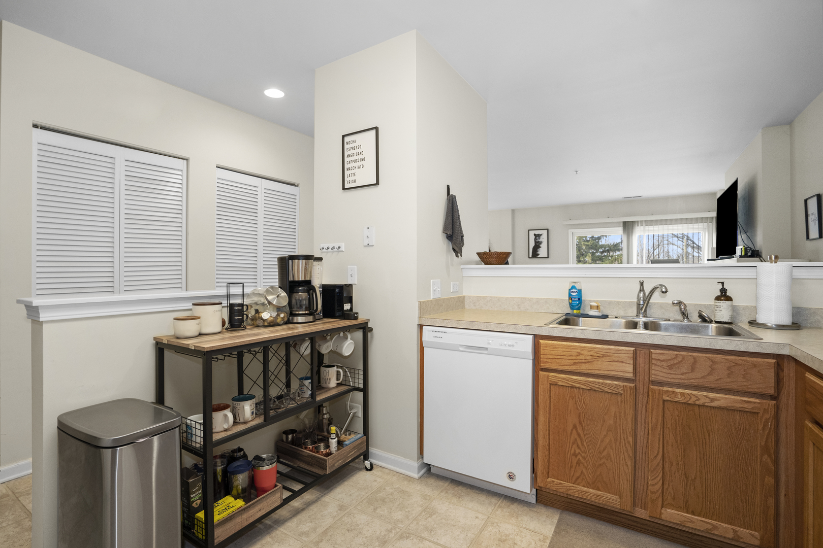 9440 S 51st Avenue Unit: 211