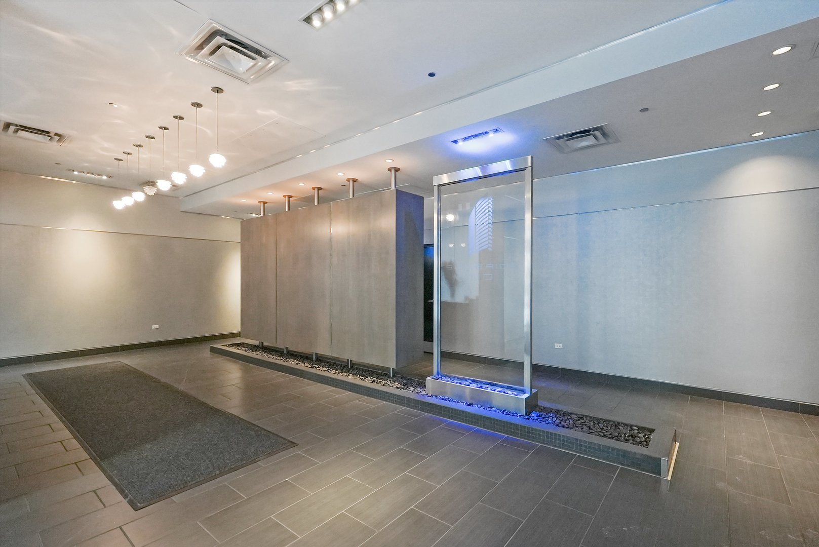 110 W SUPERIOR Street Unit: 1203