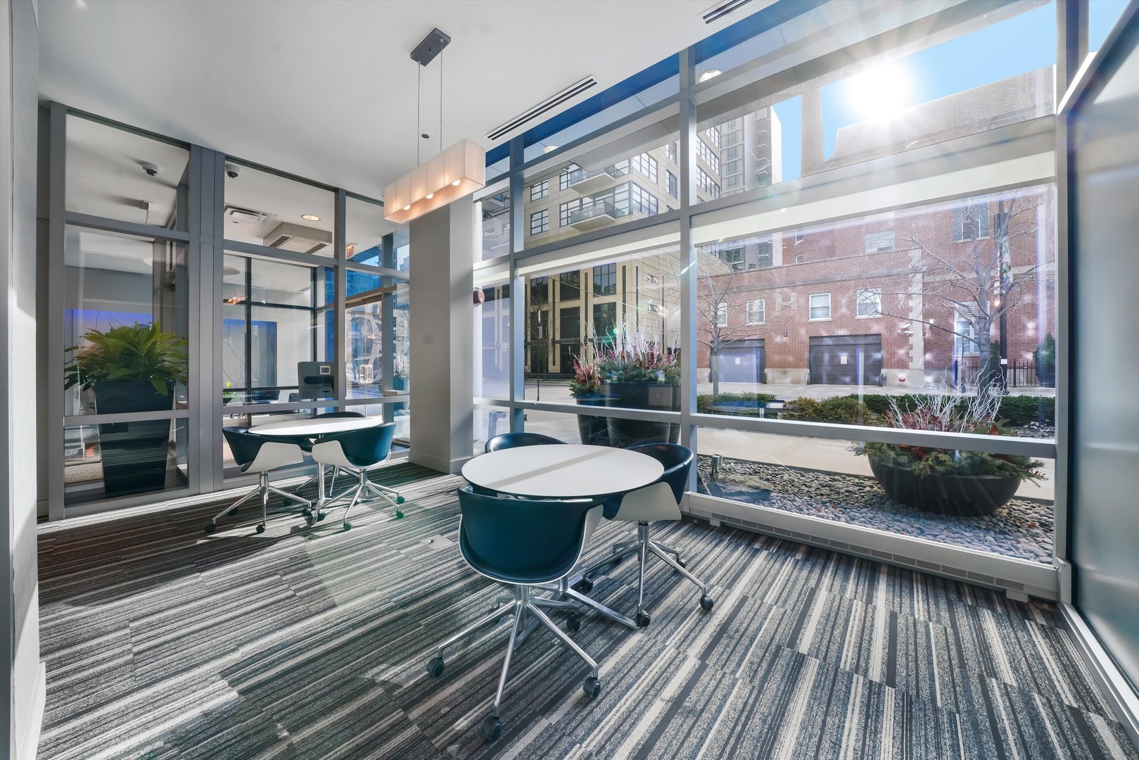 110 W SUPERIOR Street Unit: 1203