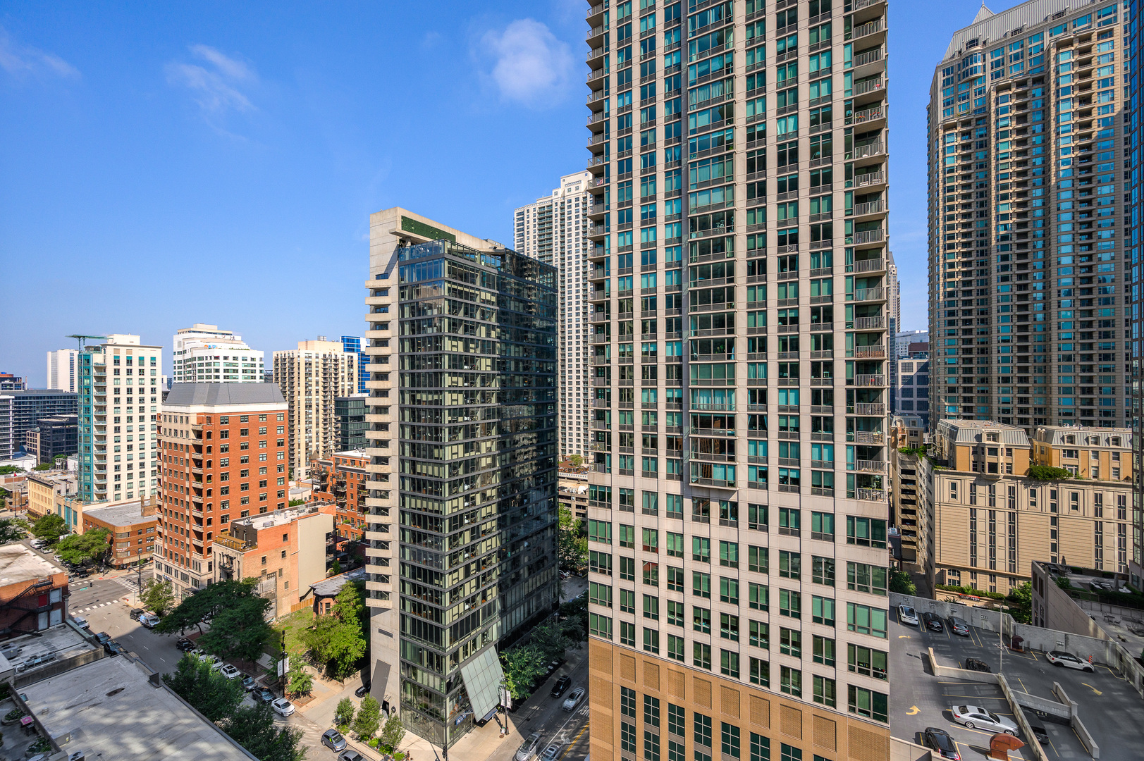 10 E Ontario Street Unit: 1810