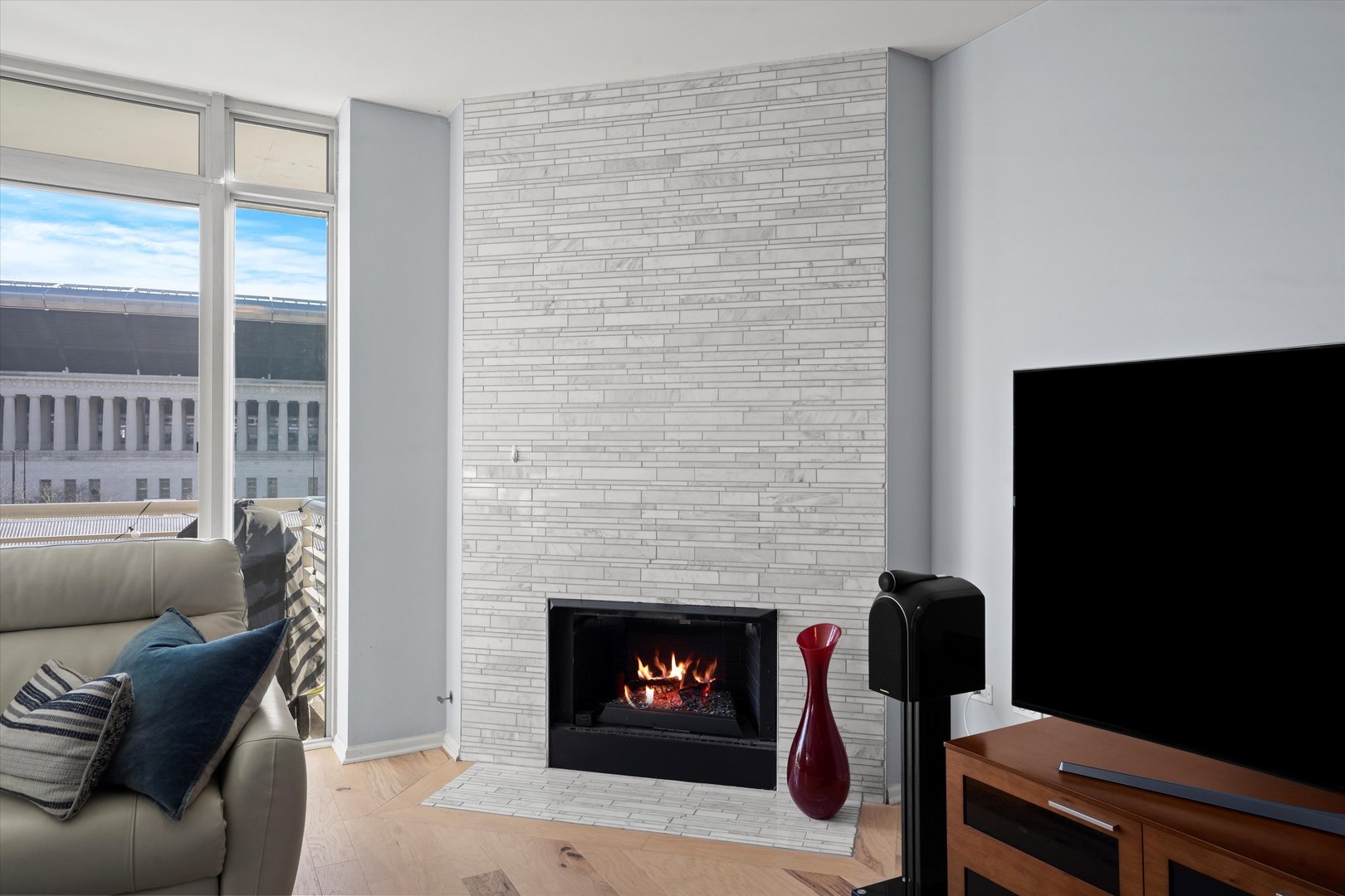 1515 S Prairie Avenue Unit: 512