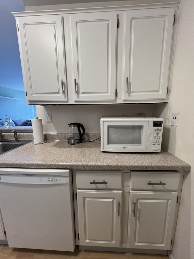 1926 Prairie Square Unit: 210B