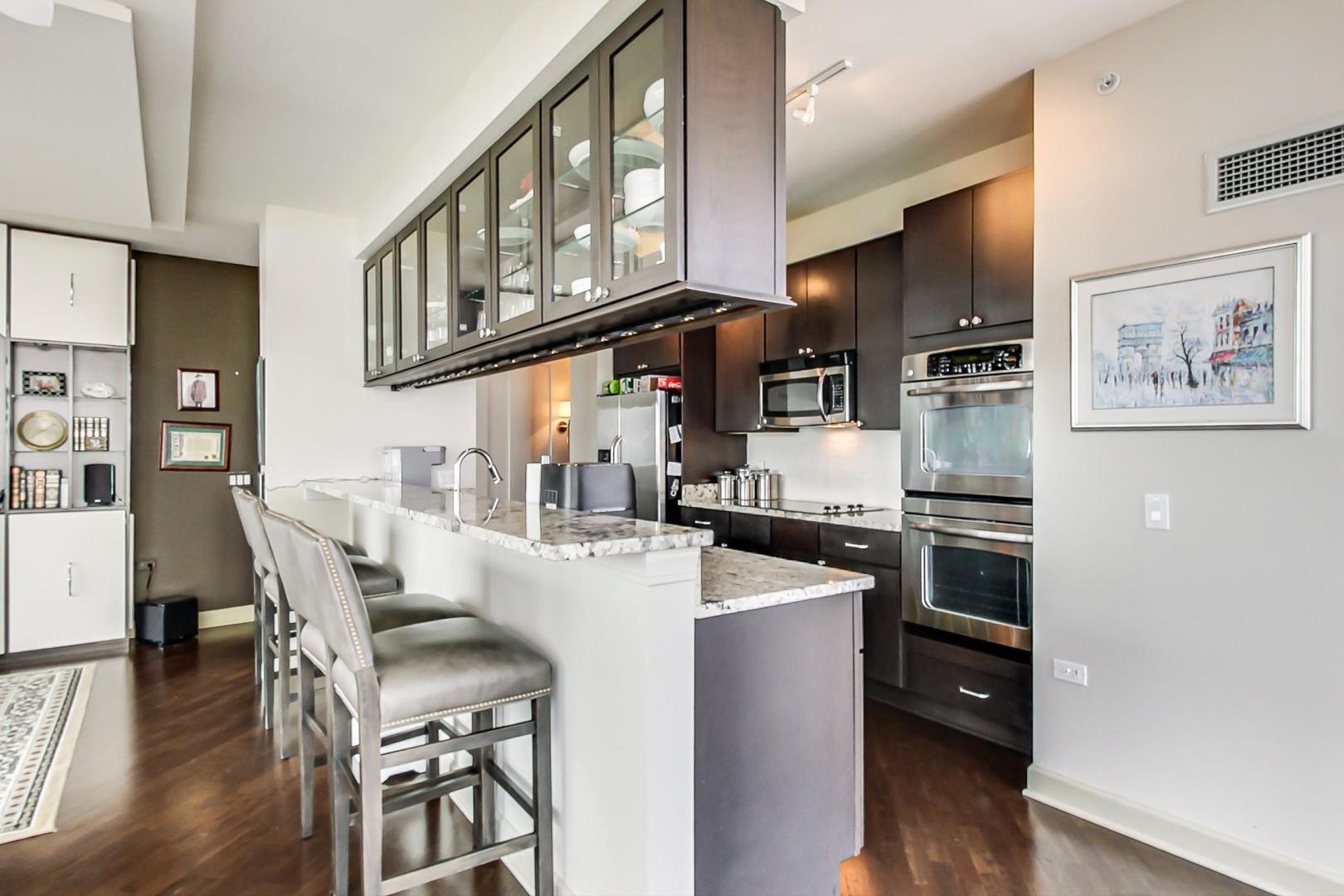 100 E 14th Street Unit: 1601