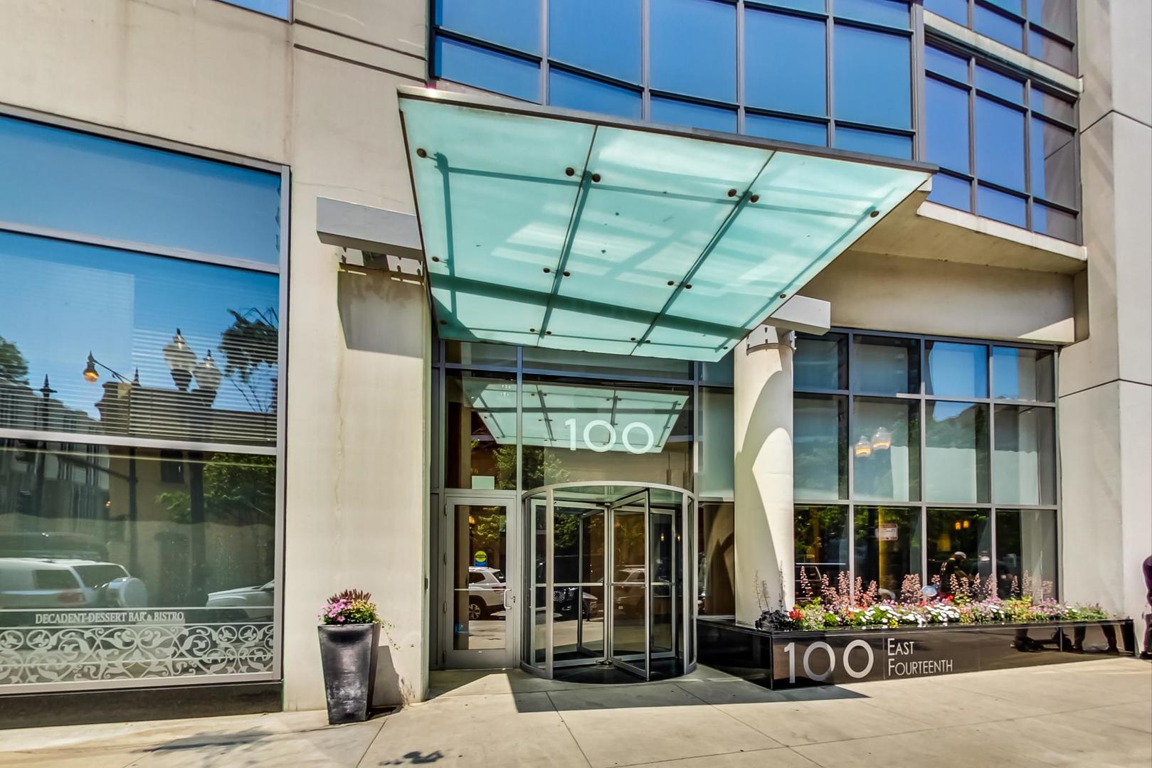 100 E 14th Street Unit: 1601