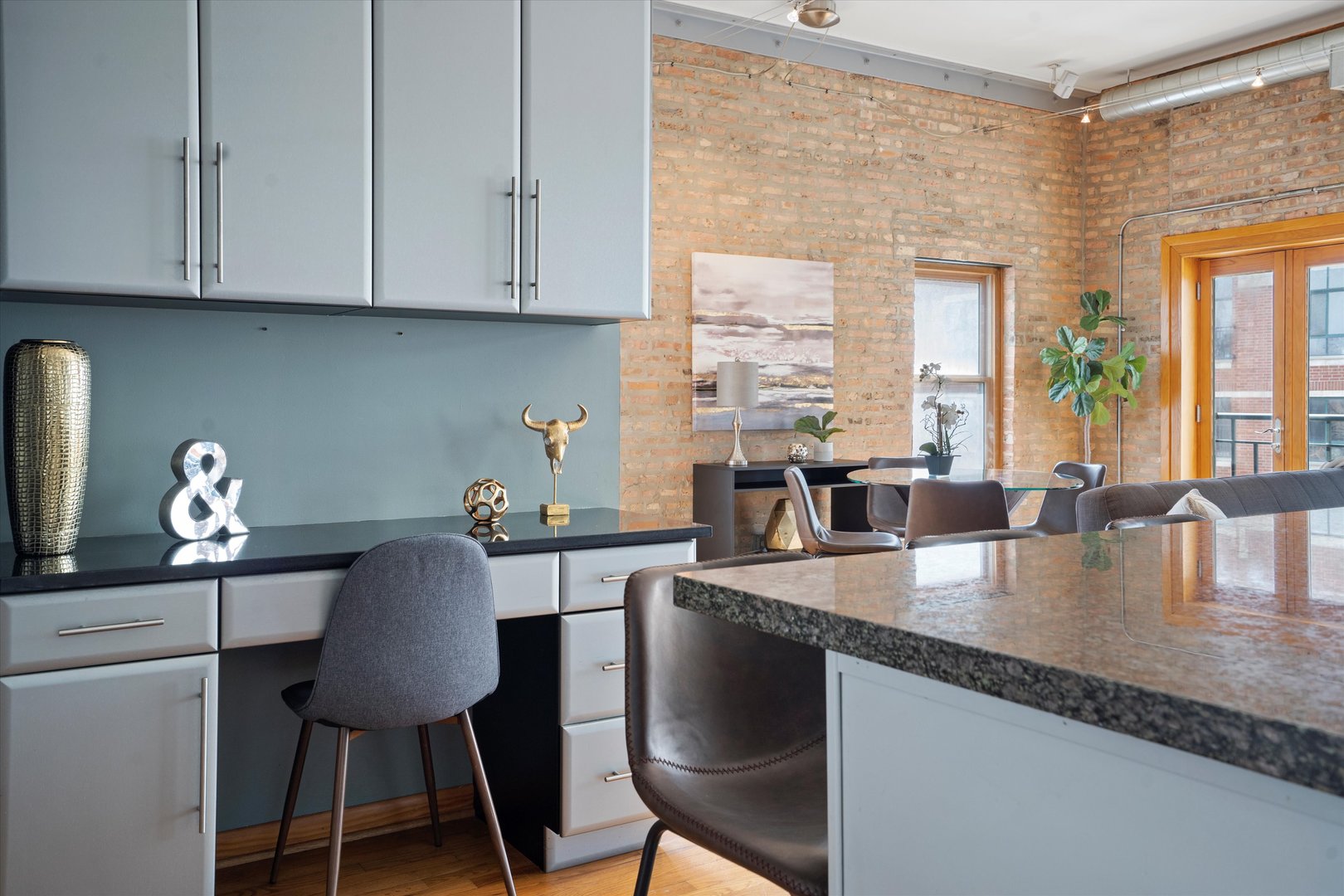 1421 S Wabash Avenue Unit: 3W