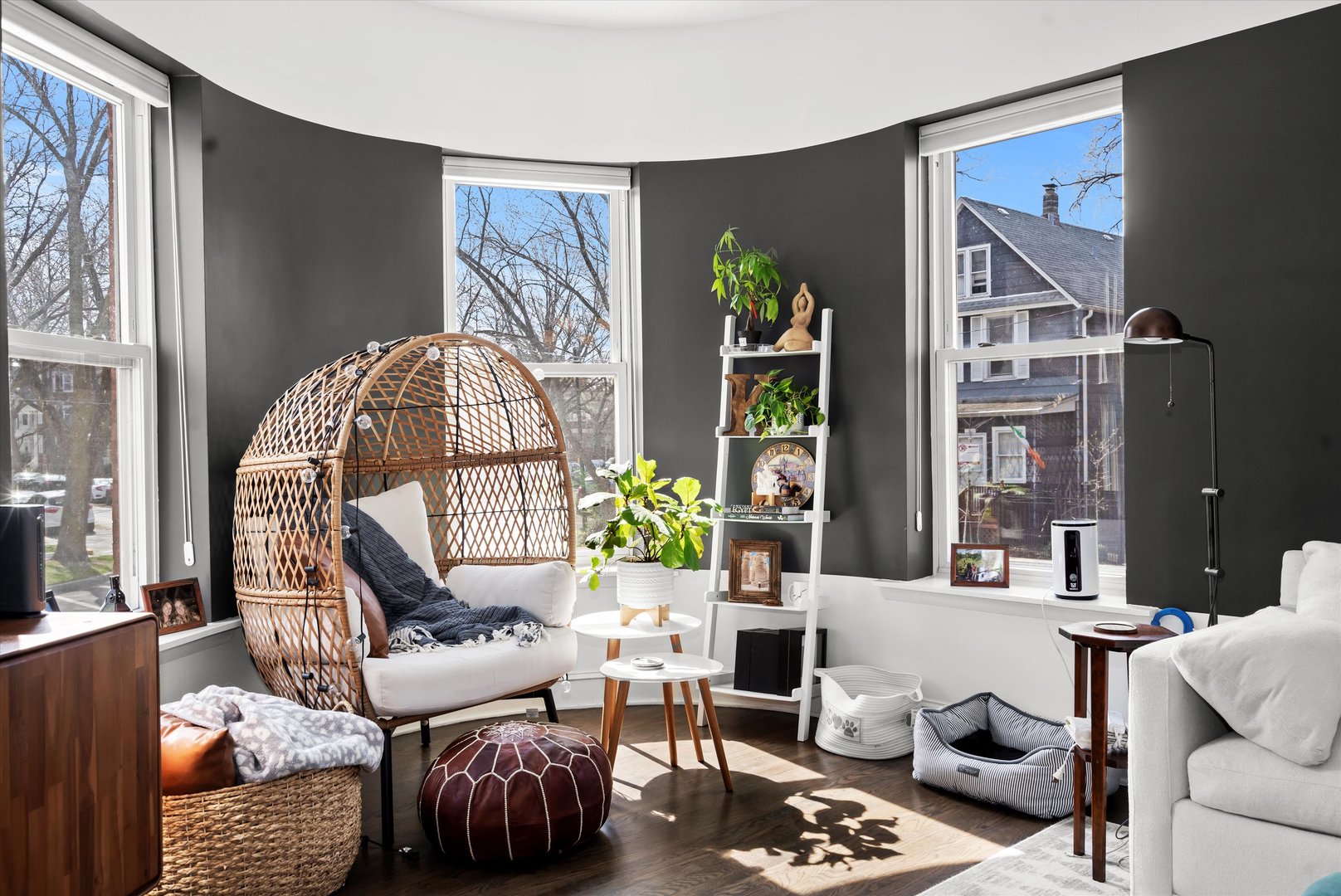 5810 N Wayne Avenue Unit: 1A
