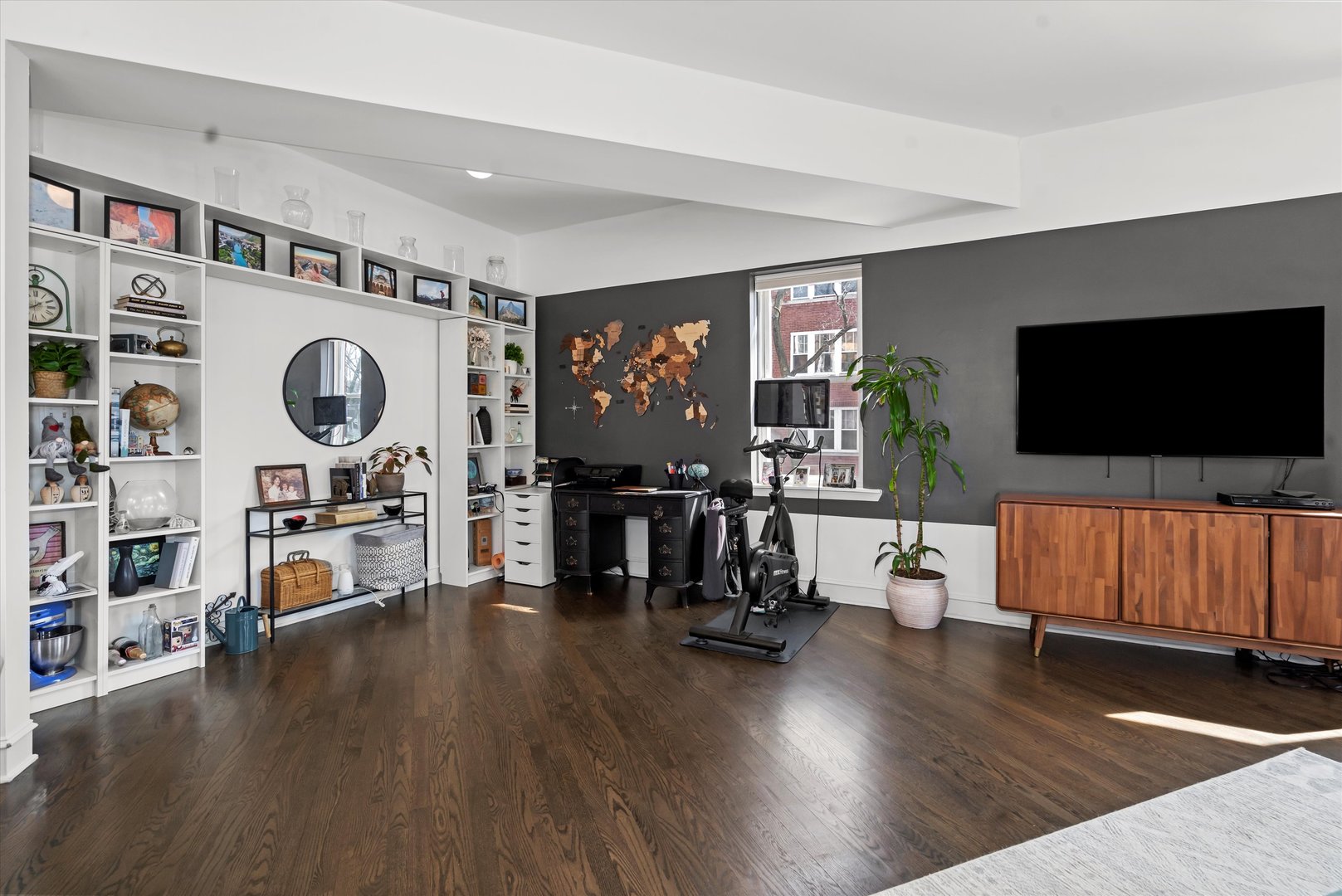 5810 N Wayne Avenue Unit: 1A