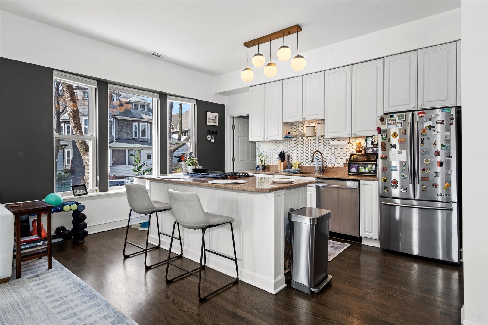 5810 N Wayne Avenue Unit: 1A