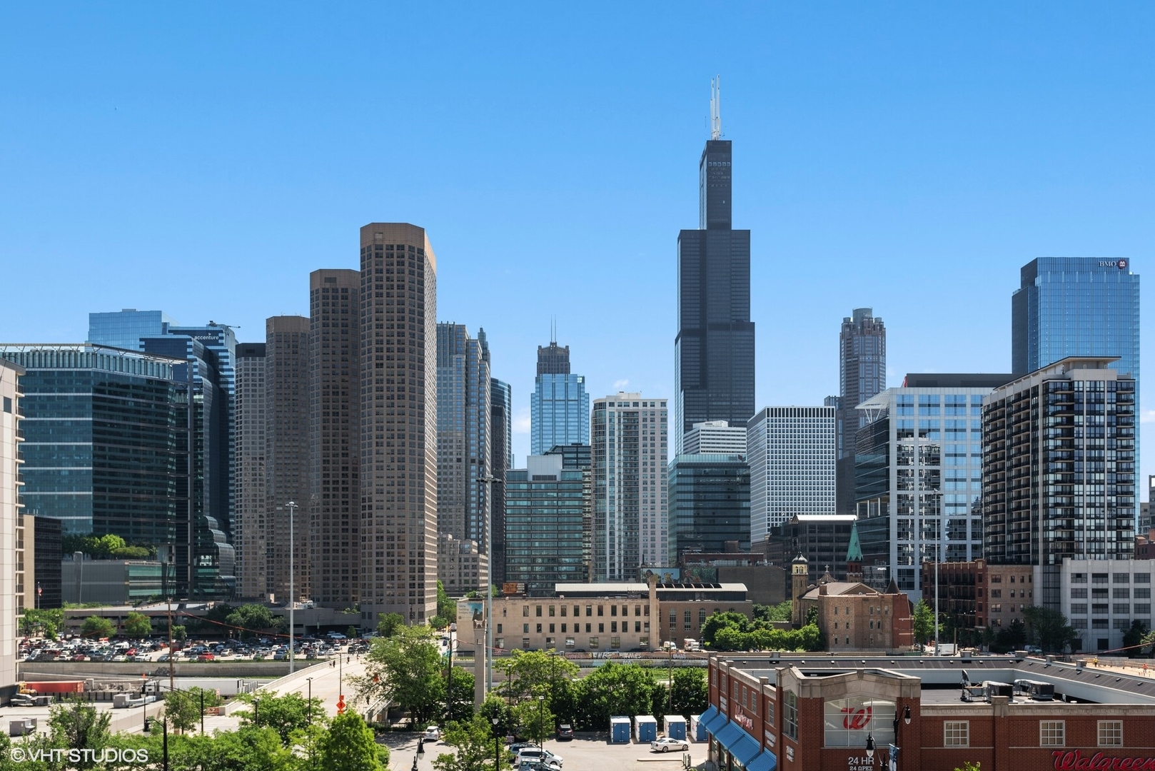 123 S Green Street Unit: 605B