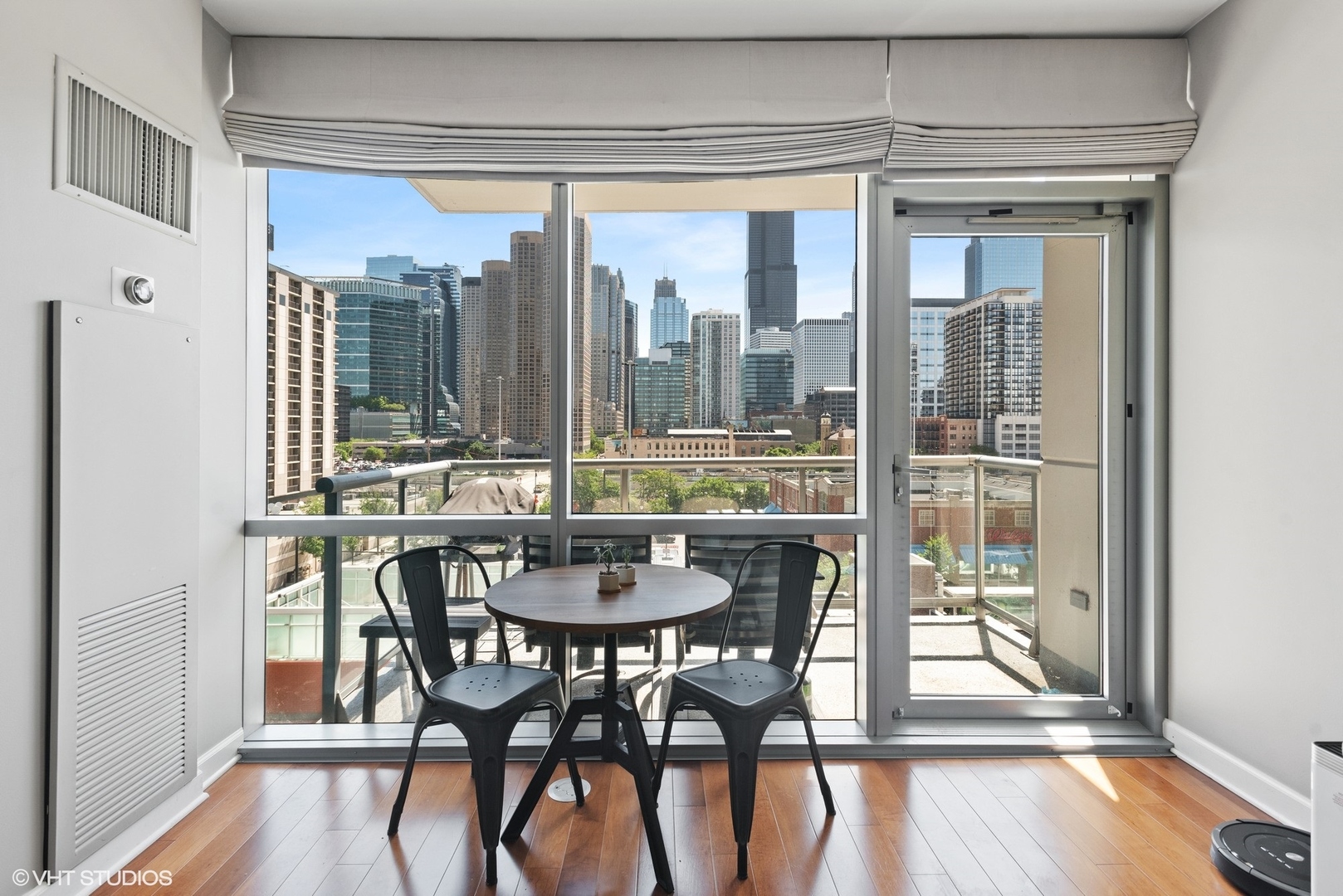 123 S Green Street Unit: 605B