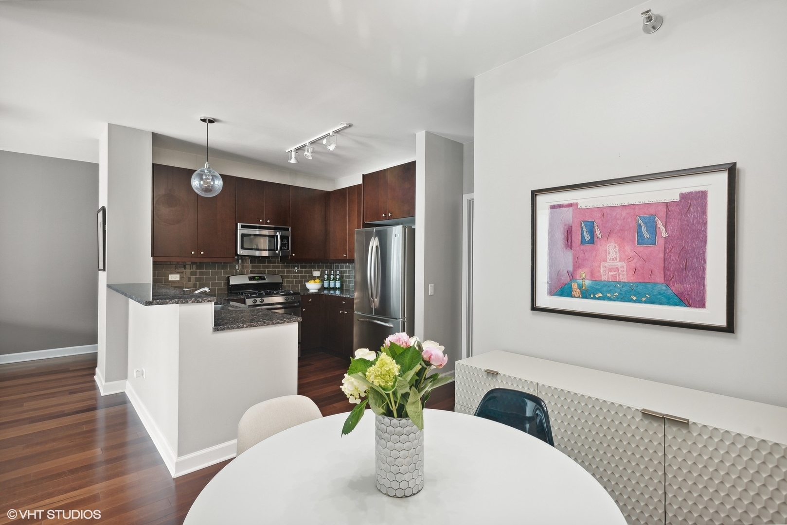 123 S Green Street Unit: 605B