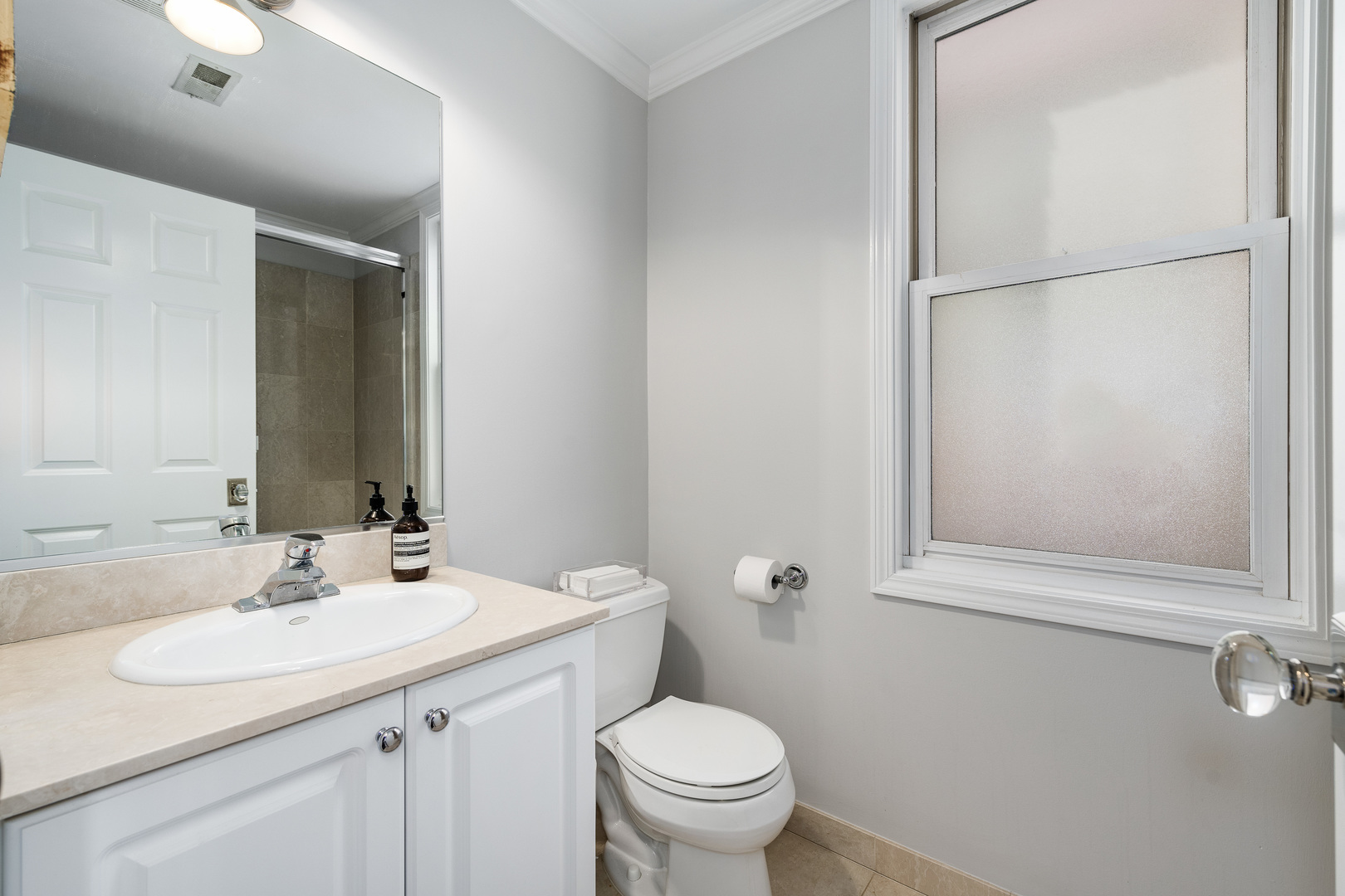 841 W Buckingham Place Unit: 3