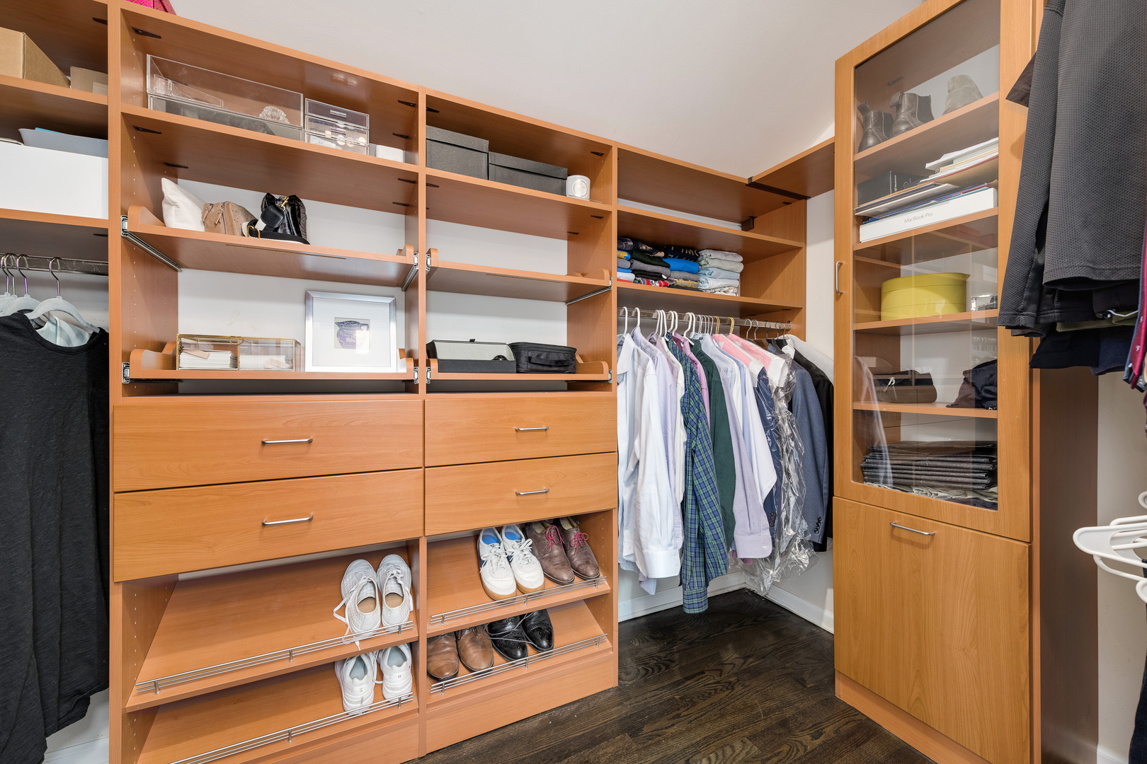 841 W Buckingham Place Unit: 3