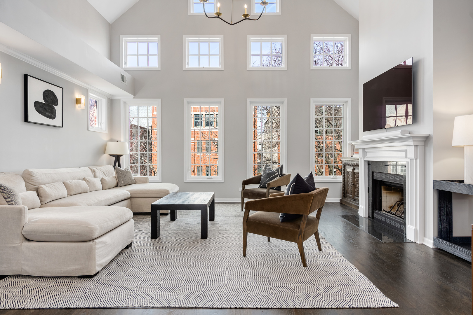 841 W Buckingham Place Unit: 3