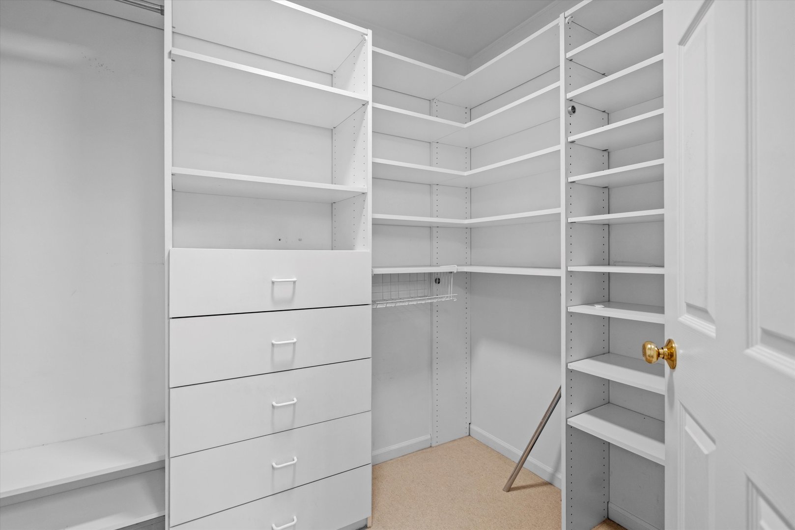 1440 W WRIGHTWOOD Avenue