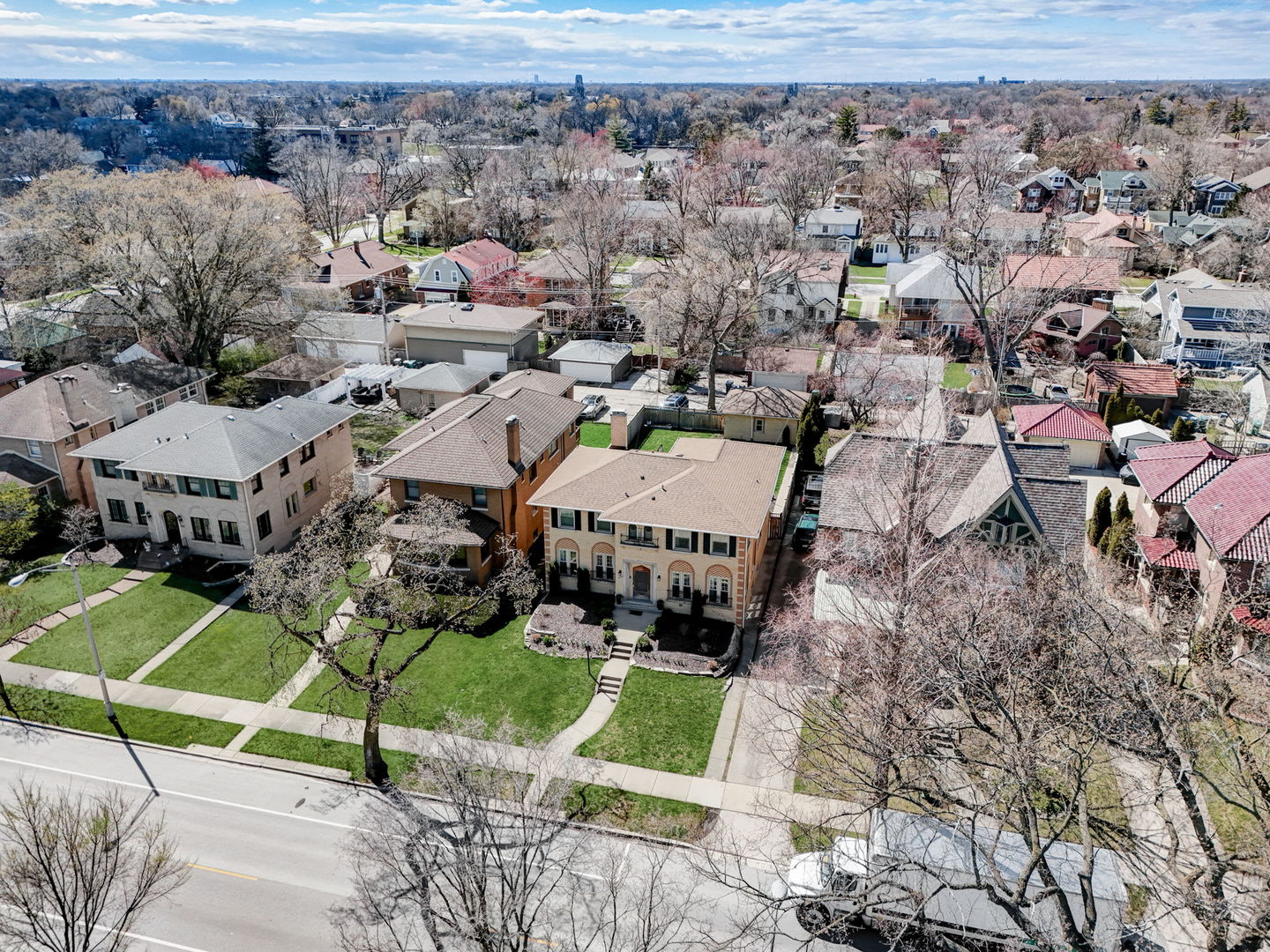 1023 N Oak Park Avenue